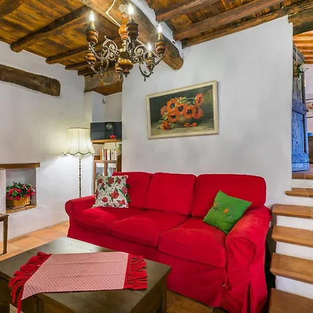 Papavero By Interhome Apartamento Montevarchi
